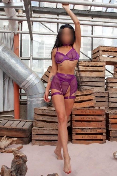 Детализированные фото и отзывы Николь