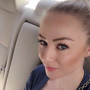 Мила — эротические фото