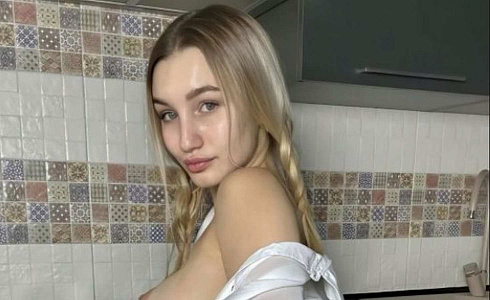 Вика — эротические фото